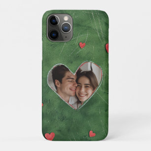 Case-Mate iPhone Case Coeurs rouges sur l'herbe verte