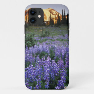 Etui iPhone Case-Mate Coucher de soleil sur le mont Adams et une prairie