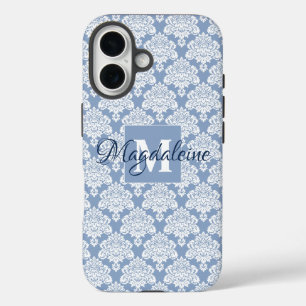 Coques iPhone 16 Damas en dentelle blanche sur Monogramme bleu Dust
