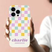Coques Case-Mate iPhone damier rose jaune violet bleu