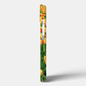 Coques Case-Mate iPhone Des tulipes printanières fleurissent devant la vie (Verso / Gauche)