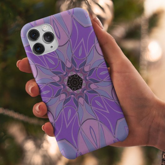 Coques Case-Mate iPhone Dessin Mandala Flower violet rose et bleu