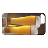 Coques Case-Mate iPhone Deux verres de bières sur une table en bois (Dos (Horizontal))