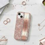 Coque Pour iPhone 14 Diamant Look Parties scintillant Calligraphie Nom<br><div class="desc">Toute parties scintillant ou diamants dans le design sont des photos et simulés. Cette conception peut être personnalisée dans la zone fournie en modifiant la photo et/ou le texte. Vous pouvez également le customiser en cliquant sur Personnaliser ce Modèle, puis en choisissant l'option cliquer pour customiser et supprimer ou modifier...</div>
