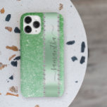 Case-Mate iPhone Case Diamant Parties scintillant verte Calligraphie Nom<br><div class="desc">Toute parties scintillant ou diamants dans le design sont des photos et simulés. Cette conception peut être personnalisée dans la zone fournie en modifiant la photo et/ou le texte. Vous pouvez également le customiser en cliquant sur Personnaliser ce Modèle, puis en choisissant l'option cliquer pour customiser et supprimer ou modifier...</div>