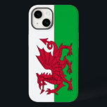 Coque Pour iPhone 14 Drapeau de dragon gallois<br><div class="desc">iPhone 14 coque avec le drapeau du Pays de Galles (partie du Royaume-Uni de Grande-Bretagne et d'Irlande du Nord) avec le dragon rouge,  le drapeau blanc et vert</div>