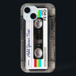 Coque Pour iPhone 15 Drôle Vintage 80s Retro Music cassette<br><div class="desc">Un vintage 80s rétro musique cassette nostalgie design. Un cadeau parfait pour les mélomanes,  musiciens,  artistes ou l'ancienne école. Un morceau de nostalgie rétro cool avec espace à,  ajouter votre texte,  paroles,  chanson ou morceau favori,  bande ou tout message.</div>