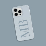 Coque iPhone 15 Pro Max Élégant bleu bleu minimaliste Monogramme initial<br><div class="desc">Élégant bleu bleu minimaliste coque iphone Monogramme initial</div>