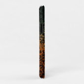 Coques Case-Mate iPhone Élégant Monogramme floral orange et vert noir (Dos/Droite)