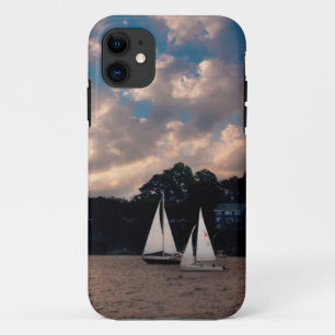 Coque iPhone 11 États-Unis, Massachusetts. Voile au coucher du sol