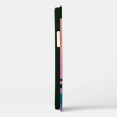 Coques Case-Mate iPhone Femme en débardeur noir et pantalon debout sur le  (Verso / Droite)