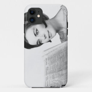 Coque Case-Mate Pour iPhone Femme Newpaper de lecture