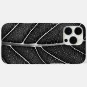 Coques Case-Mate iPhone Feuille lumineuse noir et blanc en gros plan (Verso (horizontal))