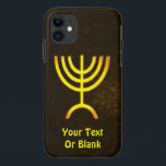 Coque iPhone 11 Flamme de Menorah<br><div class="desc">Un rendu numérique brun et or de la menorah juive à sept branches (hébreu : מְ נ וֹ רָ ‎). Ajoutez votre propre texte. La menorah à sept branches, utilisée dans le sanctuaire portatif mis en place par Moïse dans le désert et plus tard dans le Temple de Jérusalem, est...</div>