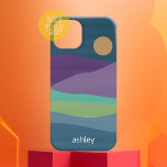 Coque Pour iPhone 14 Flat Boho Paysage Abstrait Coucher de soleil et mo<br><div class="desc">Un paysage abstrait avec des montagnes et un coucher de soleil. Inspiré d'un coucher de soleil dans le parc national de Rocky Mountain, ce joli dessin minimaliste est un design moderne pour n'importe quel minimaliste. Le script moderne avec swashes ajoute une touche moderne à ce design abstrait. Ajoutez votre nom...</div>