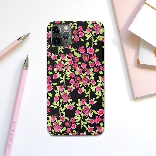 Coques Case-Mate iPhone Fleurs de Jardin rose sur Arrière - plan noir