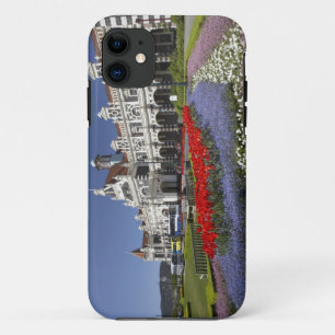 Coques Pour iPhone Fleurs printanières et gare historique,