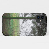 Coques Case-Mate iPhone Forest overlooking clearing in the fog (Dos (Horizontal))