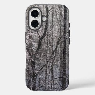 Coques iPhone 16 Forêt glacée scintillante dans la lumière du matin