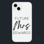 Coque Pour iPhone 14 Plus Futur Madame Custom Nom Mariée Pour Devenir Fiancé<br><div class="desc">C'est une future Mme Custom Nom Mariée à être fiancé iPhone cas de téléphone!</div>