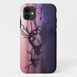 Coque iPhone 11 GA Jekyll Island, Cimetière d'arbres sur la plage