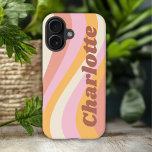 Coques iPhone 16 Girly Retro Vintage Wave Nom personnalisé<br><div class="desc">Girly Retro Vintage Wave Personnalisé Nom iPhone 16 Phone Boîtes dispose d'une vague rétro dans les tons rose, orange et blanc avec votre nom personnalisé dans élégant script moderne accentué. Personnalisez en modifiant le texte dans la zone de texte fournie. Parfait pour l'anniversaire, Noël, Fête des Mères, baby showers, douches...</div>