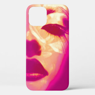 Coque iPhone 12 Pro Glamour peint rose mode filles face