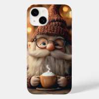 Gnome confortable jouissant d'une coupe de cacao c