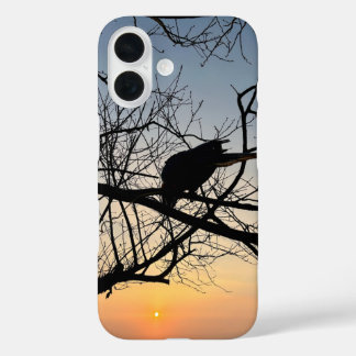 Coques iPhone 16 Golden Sunset Silhouette: Bird on Tree Branches