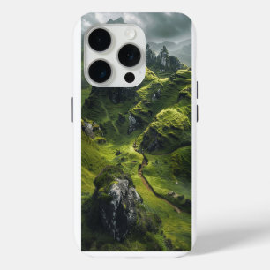 Coque iPhone 15 Pro Hautes Terres Enchantées