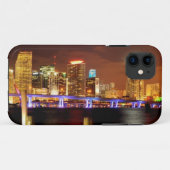 Coques Case-Mate iPhone Horizon de Miami la nuit, la Floride (Dos (Horizontal))