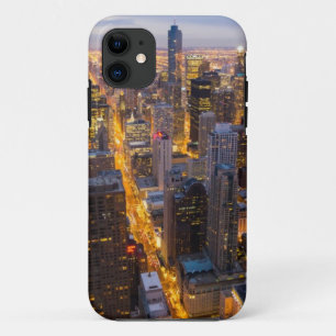 Coque iPhone 11 Horizon du centre de Chicago au crépuscule