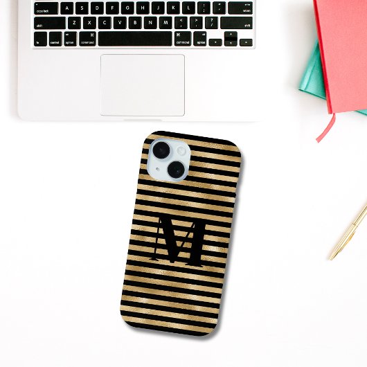 Coques Case-Mate iPhone Initiale de monogramme rayée or noir