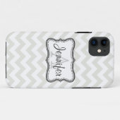 Coques Case-Mate iPhone iPhone gris et blanc 5 de monogramme de Chevron (Dos (Horizontal))