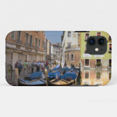 Coques Case-Mate iPhone Italie, Venise, gondoles amarrées le long d'un can (Dos (Horizontal))