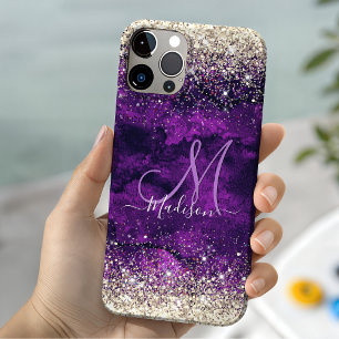 Coque Pour iPhone 14 Joli monogramme doré et violet foncé avec faux bri