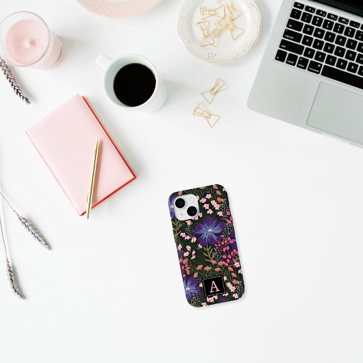 Coques Case-Mate iPhone Jolie initiale monogrammée de fleurs sauvages à l'