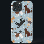 Case-Mate iPhone Case Labradoodle / Os et pattes Goldendoodle<br><div class="desc">Cute Labradoodle / Les chiens Goldendoodle s'assoient et se tiennent et se retournent avec crème,  abricot,  chocolat,  manteaux noirs et à parti avec des os de chien éparpillés et des motifs de pawprints.</div>