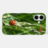 Coques Case-Mate iPhone Ladybug sur l'herbe (Verso (horizontal))