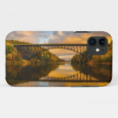 Coques Case-Mate iPhone Le Roi français Bridge dans l'automne (Dos (Horizontal))