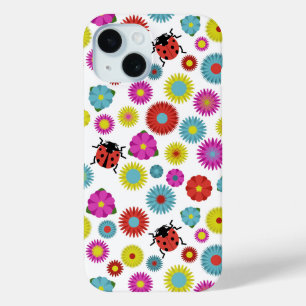 Coque Pour iPhone 15 Les coccinelles dans le jardin parmi les fleurs
