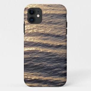 Coque iPhone 11 Lever du soleil sur les eaux océaniques Calmer la