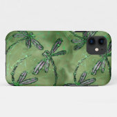 Coques Case-Mate iPhone libellules violettes sur le vert doux (Dos (Horizontal))