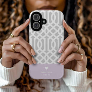 Coques iPhone 16 Lilac et Grey Trellis Monogramme cardiaque
