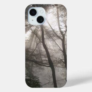 Coque Pour iPhone 15 Lumière Solaire À Travers Les Arbres