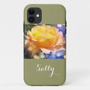 Coques Pour iPhone Magnifique fleur de rose jaune élégante, avec nom