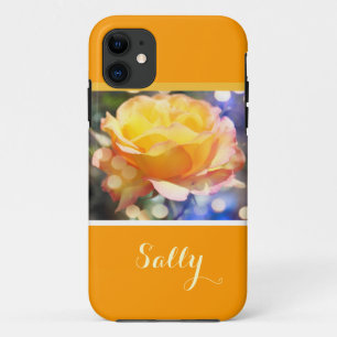 Coques Pour iPhone Magnifique fleur de rose jaune élégante, avec nom