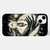 Coques Case-Mate iPhone Main tenant un cristal sous la lumière de la lune (Verso (horizontal))