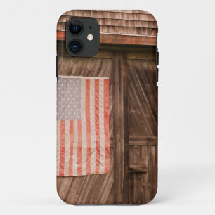 Coque Case-Mate Pour iPhone Maine, Drapeau américain décoloré sur la porte d'u