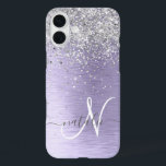 Coques iPhone 16 Plus Métal brossé violet Parties scintillant d'argent N<br><div class="desc">Personnalisez facilement ce design branché de boîtier de téléphone chic avec une jolie parties scintillant brillante en argent sur un arrière - plan métallique brossé violet.</div>